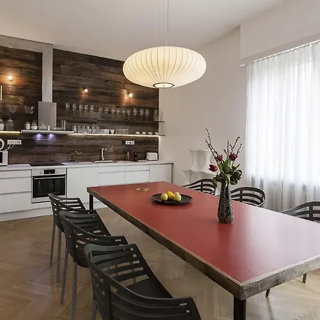 Luxury Bauhaus
