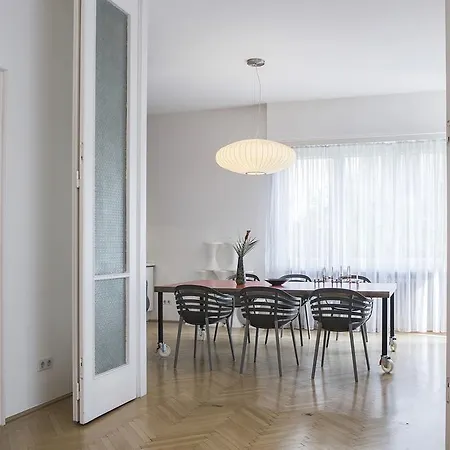 Luxury Bauhaus