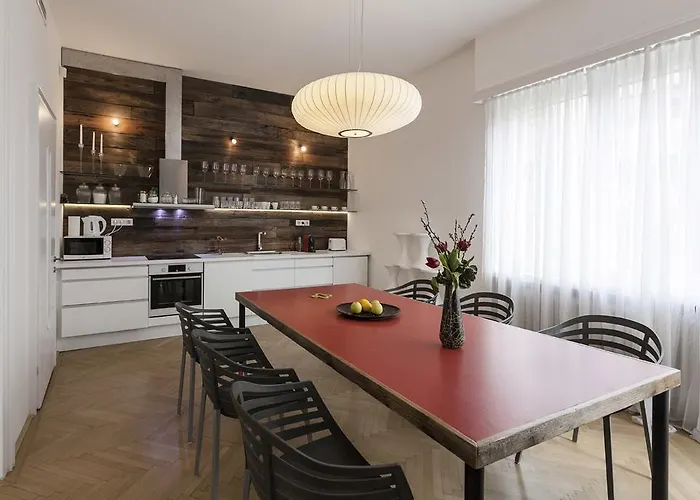 Luxury Bauhaus